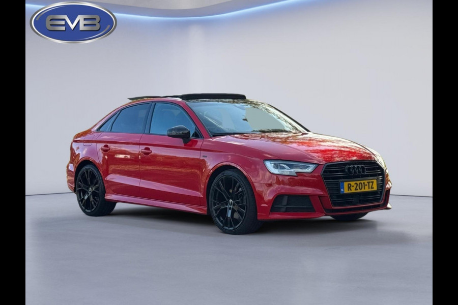 Audi A3 Limousine 35 TFSI S edition, 2x S-LINE, panoramadak , 19 inch, 1/2 lederen sportinterieur , achteruitrijcamera ,vol opties