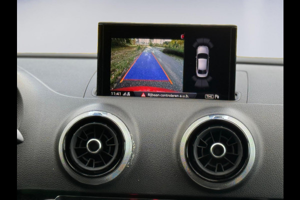 Audi A3 Limousine 35 TFSI S edition, 2x S-LINE, panoramadak , 19 inch, 1/2 lederen sportinterieur , achteruitrijcamera ,vol opties