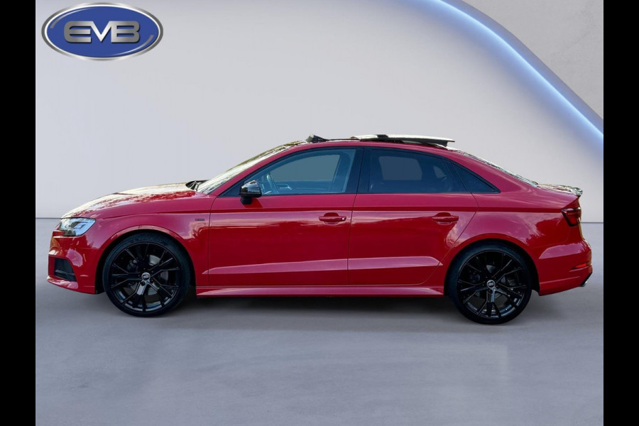 Audi A3 Limousine 35 TFSI S edition, 2x S-LINE, panoramadak , 19 inch, 1/2 lederen sportinterieur , achteruitrijcamera ,vol opties