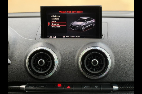 Audi A3 Limousine 35 TFSI S edition, 2x S-LINE, panoramadak , 19 inch, 1/2 lederen sportinterieur , achteruitrijcamera ,vol opties