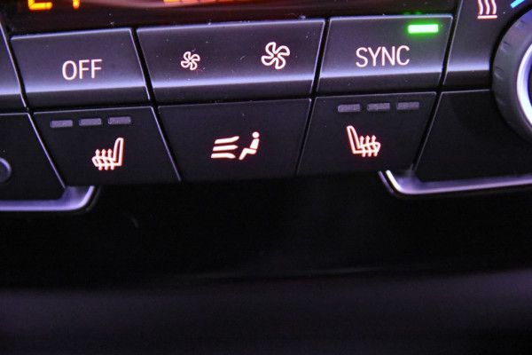 BMW X1 sDrive18i *1ste Eigenaar*Leer*Navigatie*Stoelverwarming*