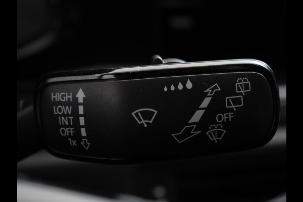 Volkswagen Polo 1.0 TSI Comfortline Navi Carplay Airco Adaptive Cruise Control NL Auto NAP Volkswagen Polo 1.0 TSI Comfortline Navi Carplay Airco Adaptive Cruise Control NL Auto NAP