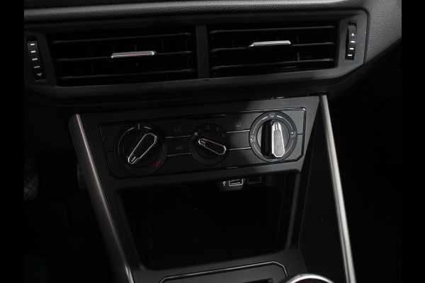 Volkswagen Polo 1.0 TSI Comfortline Navi Carplay Airco Adaptive Cruise Control NL Auto NAP Volkswagen Polo 1.0 TSI Comfortline Navi Carplay Airco Adaptive Cruise Control NL Auto NAP