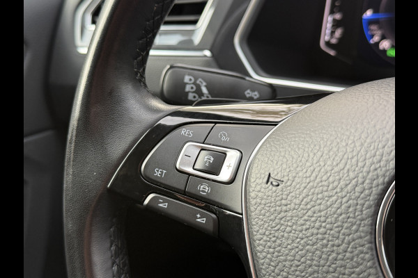 Volkswagen Tiguan Allspace 1.5 TSI Highline | Trekhaak | Stoel/Stuurverw. | Full LED | Parkpilot