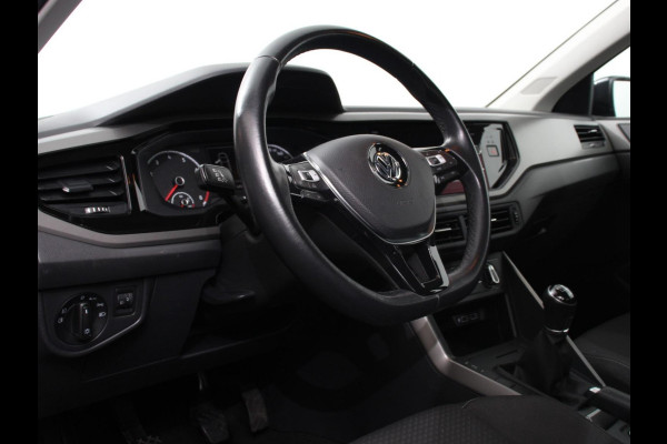 Volkswagen Polo 1.0 TSI Comfortline Navi Carplay Airco Adaptive Cruise Control NL Auto NAP Volkswagen Polo 1.0 TSI Comfortline Navi Carplay Airco Adaptive Cruise Control NL Auto NAP
