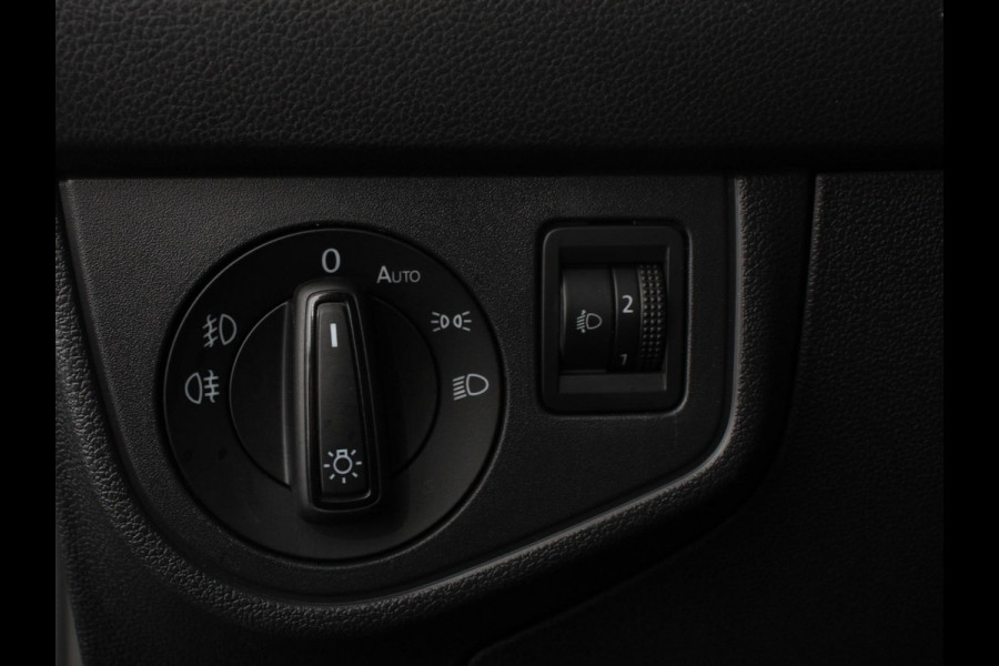 Volkswagen Polo 1.0 TSI Comfortline Navi Carplay Airco Adaptive Cruise Control NL Auto NAP Volkswagen Polo 1.0 TSI Comfortline Navi Carplay Airco Adaptive Cruise Control NL Auto NAP