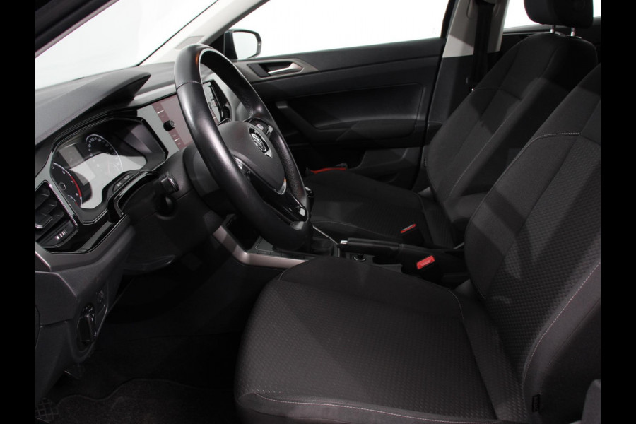 Volkswagen Polo 1.0 TSI Comfortline Navi Carplay Airco Adaptive Cruise Control NL Auto NAP Volkswagen Polo 1.0 TSI Comfortline Navi Carplay Airco Adaptive Cruise Control NL Auto NAP