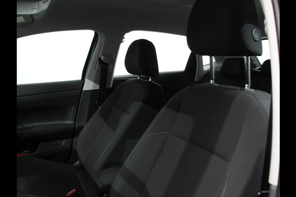 Volkswagen Polo 1.0 TSI Comfortline Navi Carplay Airco Adaptive Cruise Control NL Auto NAP Volkswagen Polo 1.0 TSI Comfortline Navi Carplay Airco Adaptive Cruise Control NL Auto NAP