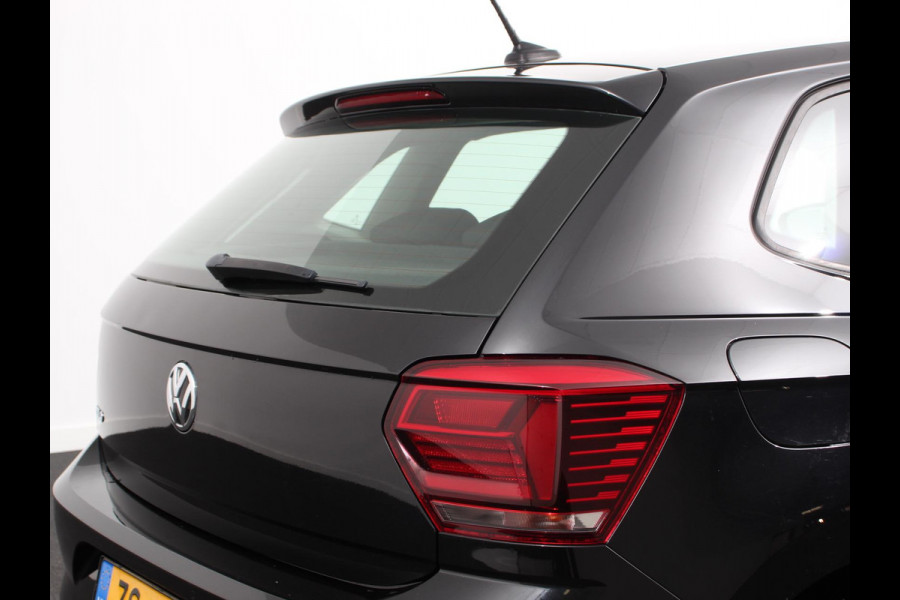 Volkswagen Polo 1.0 TSI Comfortline Navi Carplay Airco Adaptive Cruise Control NL Auto NAP Volkswagen Polo 1.0 TSI Comfortline Navi Carplay Airco Adaptive Cruise Control NL Auto NAP