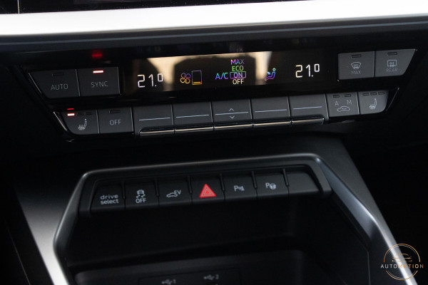 Audi A3 Sportback 40 TFSIe PANO CAMERA S LINE B&O