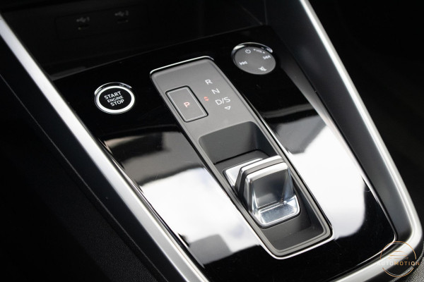 Audi A3 Sportback 40 TFSIe PANO CAMERA S LINE B&O