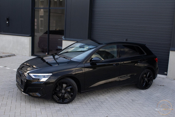 Audi A3 Sportback 40 TFSIe PANO CAMERA S LINE B&O