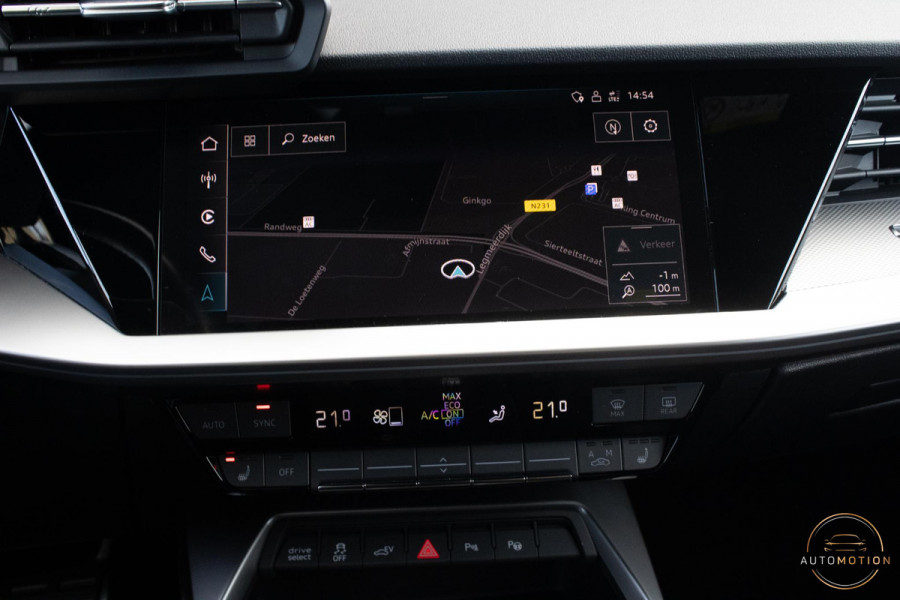 Audi A3 Sportback 40 TFSIe PANO CAMERA S LINE B&O