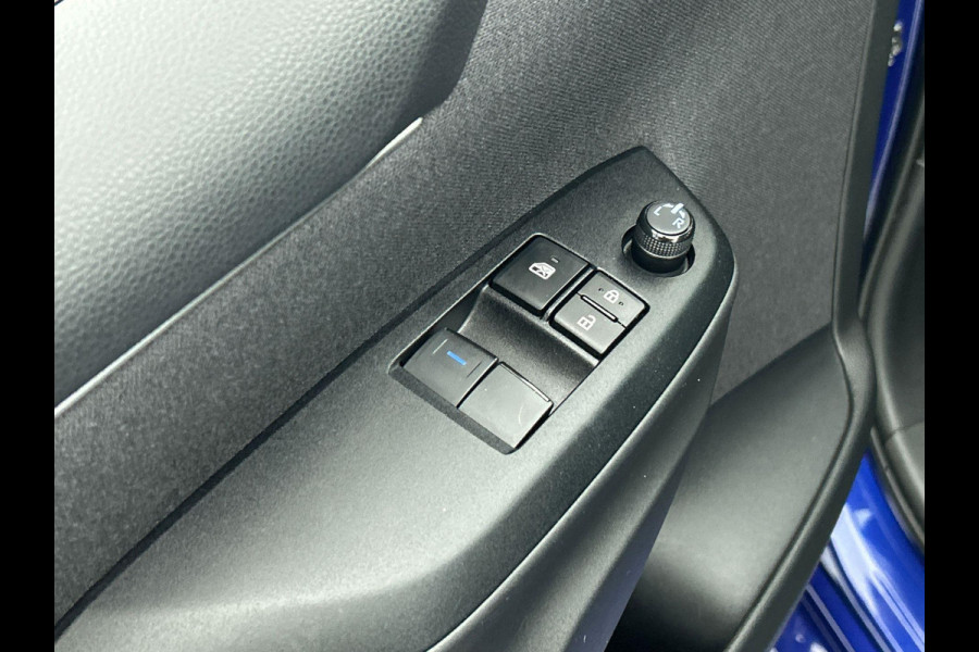 Toyota Yaris 1.5 Hybrid Active Auto. Navigatie Apple Carplay/Android Auto Camera Adaptive Cruise Control  Climate Control