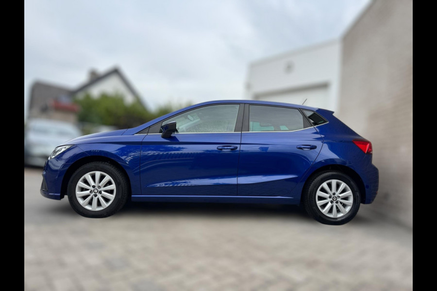 Seat Ibiza 1.0 TSI Style PDC VOOR & ACHTER / STOELVERWARMING / BLUETOOTH / ELEKTR. INKLAPB SPIEGELS