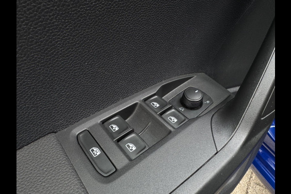 Seat Ibiza 1.0 TSI Style PDC VOOR & ACHTER / STOELVERWARMING / BLUETOOTH / ELEKTR. INKLAPB SPIEGELS