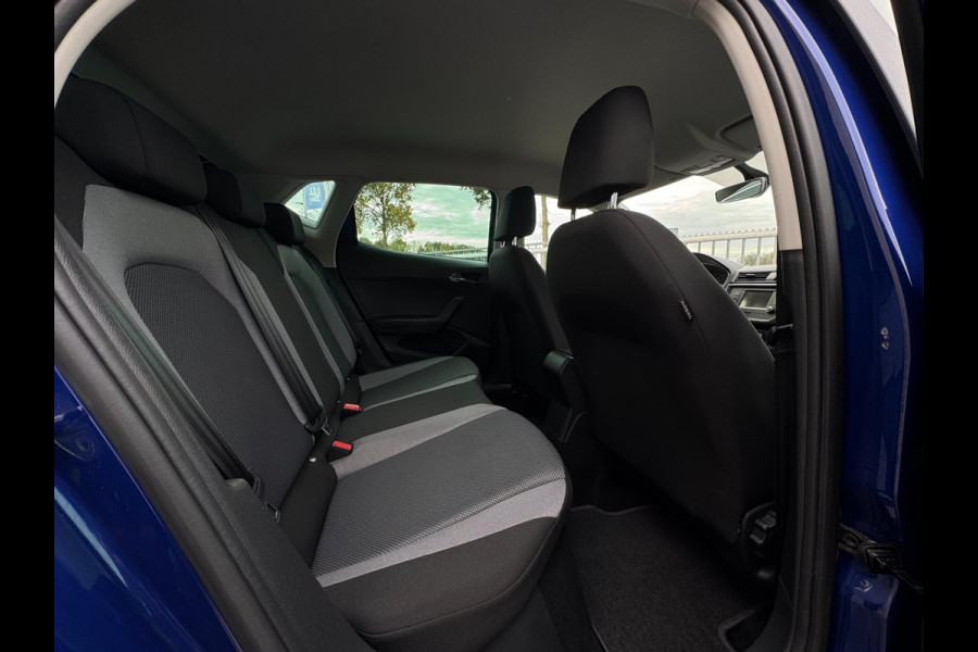 Seat Ibiza 1.0 TSI Style PDC VOOR & ACHTER / STOELVERWARMING / BLUETOOTH / ELEKTR. INKLAPB SPIEGELS