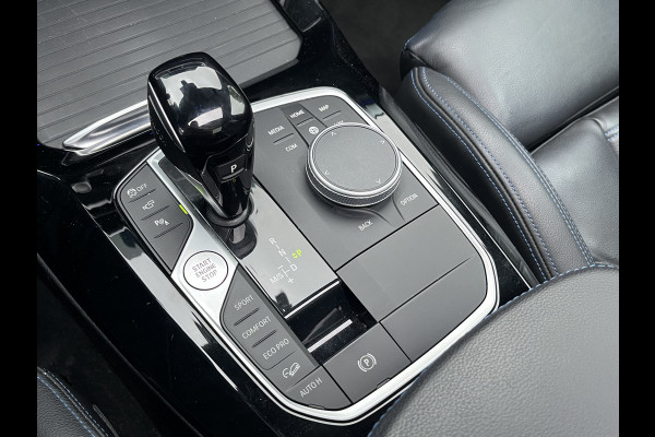 BMW X3 M40i xDrive High Executive M Sport 360pk/265kW Automaat | BTW | M-sportstoelen | Panoramadak | 21 inch | BMW Laser | HUD etc. etc.