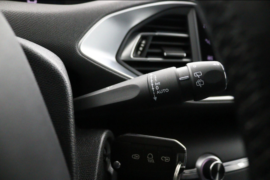 Peugeot 308 SW 1.2 PureTech*ECC*NAVI*CAM*HAAK*CRUISE*