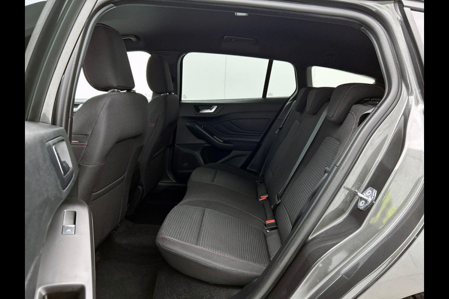 Ford FOCUS Wagon 1.0 EcoBoost 155pk Hybrid ST Line X CARPLAY | AD-CRUISE | WINTER-PACK