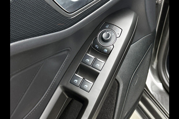 Ford FOCUS Wagon 1.0 EcoBoost 155pk Hybrid ST Line X CARPLAY | AD-CRUISE | WINTER-PACK