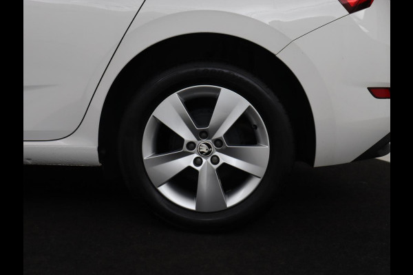 Škoda SCALA 1.0 TSI Ambition | Carplay | Full LED | Cruise control | Airco | Bluetooth | DAB