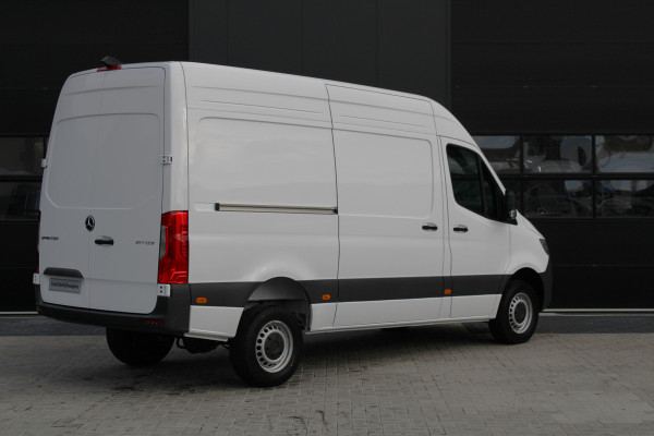 Mercedes-Benz Sprinter 317CDI L2H2 Pro - Mbux 10 - Airco - Camera - Bind spot - Cruise - Comfortstoel - Rijklaar