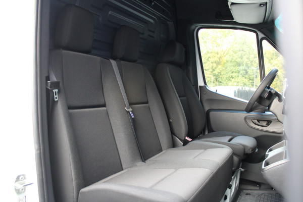 Mercedes-Benz Sprinter 317CDI L2H2 Pro - Mbux 10 - Airco - Camera - Bind spot - Cruise - Comfortstoel - Rijklaar