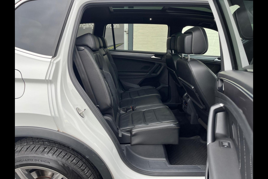 Volkswagen Tiguan Allspace 1.4 TSI Highline Business R- Line 7p. | Adaptieve cruise | Panorama dak | Zwenkbare trekhaak | Memory |