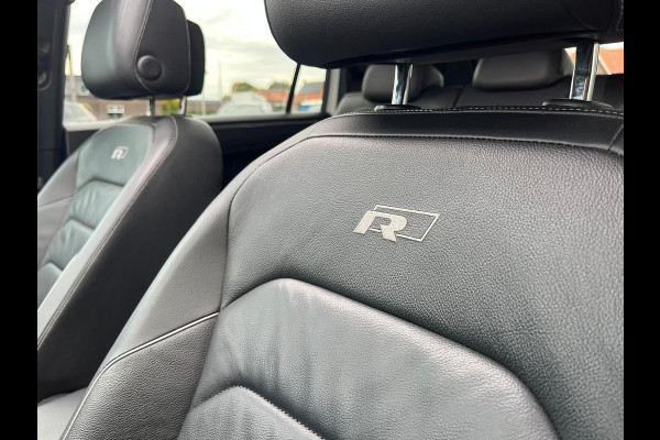 Volkswagen Tiguan Allspace 1.4 TSI Highline Business R- Line 7p. | Adaptieve cruise | Panorama dak | Zwenkbare trekhaak | Memory |