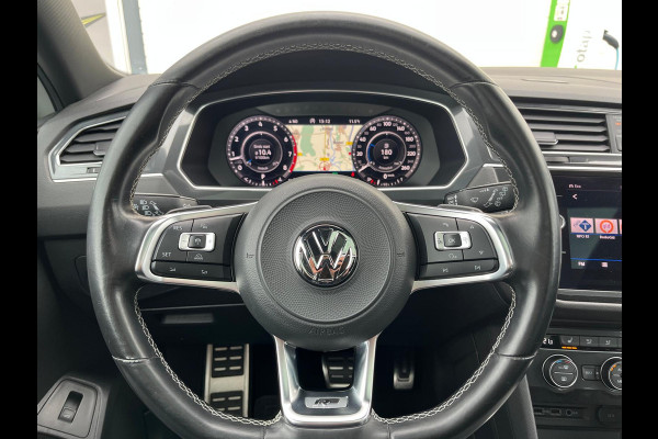 Volkswagen Tiguan Allspace 1.4 TSI Highline Business R- Line 7p. | Adaptieve cruise | Panorama dak | Zwenkbare trekhaak | Memory |