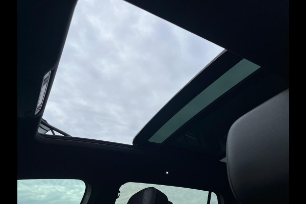 Volkswagen Tiguan Allspace 1.4 TSI Highline Business R- Line 7p. | Adaptieve cruise | Panorama dak | Zwenkbare trekhaak | Memory |