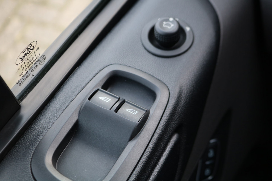 Ford Transit Custom 2.0 TDCI L1 H1 Trend Automaat Ford Transit Custom 2.0 TDCI L1 H1 Trend Automaat