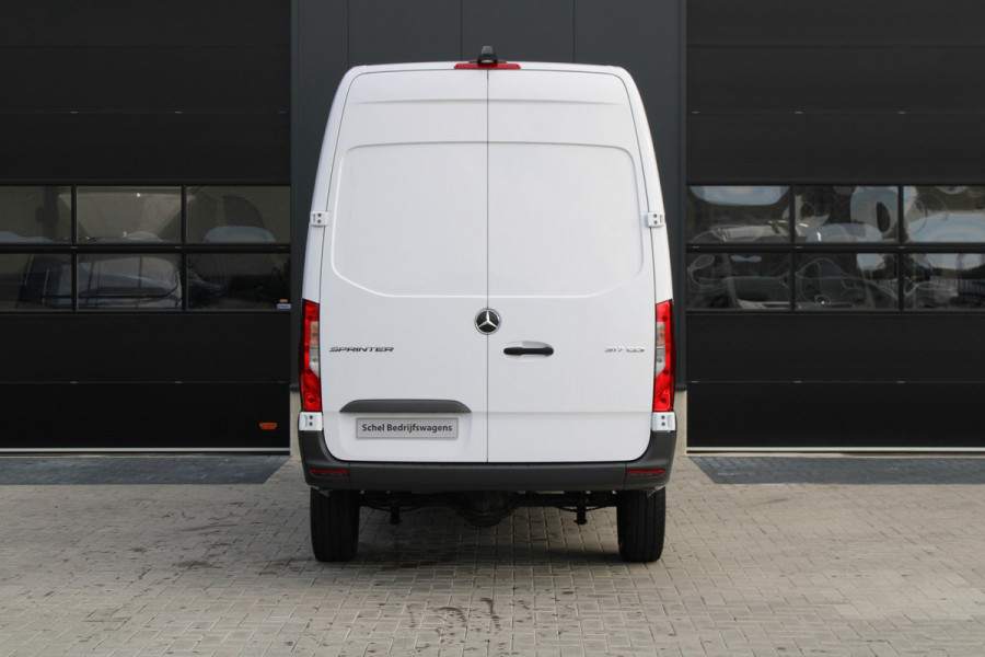 Mercedes-Benz Sprinter 317CDI L2H2 Pro - Mbux 10 - Airco - Camera - Bind spot - Cruise - Rijklaar