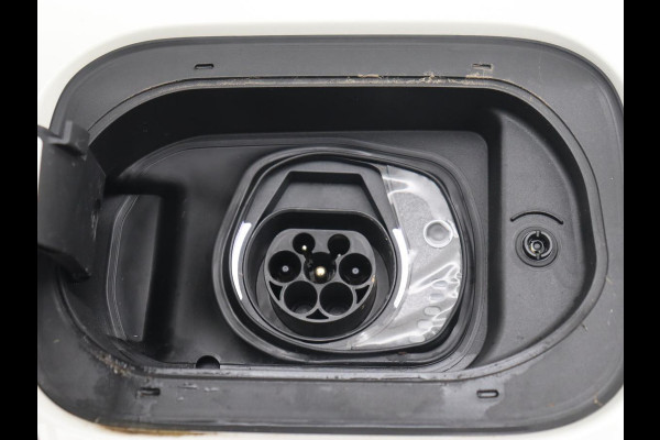 Jeep Compass 4xe 240 Plug-in Hybrid Electric S | Stoelverwarming | Adaptive cruise | Carplay | Camera | Half leder | Stuurverwarming | Navigatie | Keyless | Full LED | Digital Cockpit | PHEV | Plug In