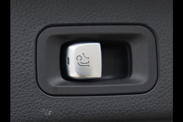 Mercedes-Benz C-Klasse 300de AMG Night | Adaptive cruise | 360 Camera | Leder | Burmester Surround | Trekhaak | Carplay | Stoelverwarming | Memory | Navigatie | Digital Cockpit | PHEV | Plug In