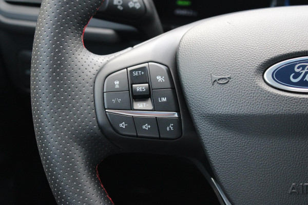 Ford Kuga 2.5 FHEV ST-Line X 190pk | Driver Assistance Pack | Winterpack | Panoramadak | Technology Pack | Geen Stekker nodig | All Season banden