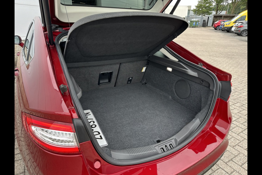 Ford Mondeo 2.0 TDCi Titanium LE AUTOMAAT! TREKHAAK!