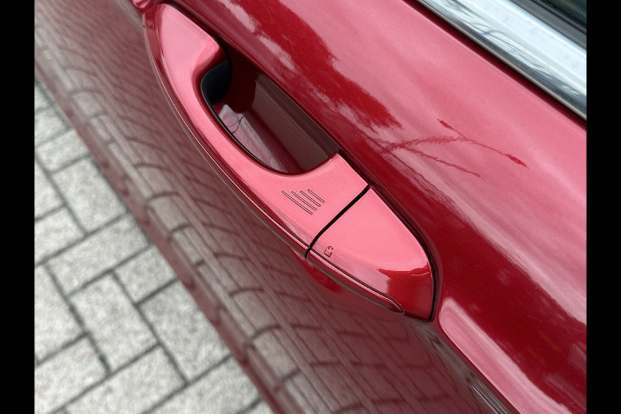 Ford Mondeo 2.0 TDCi Titanium LE AUTOMAAT! TREKHAAK!