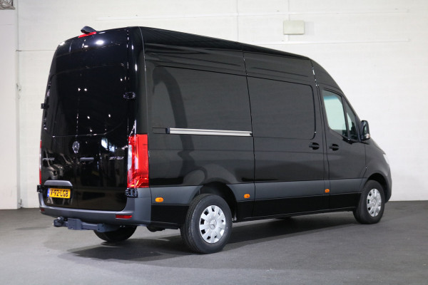 Mercedes-Benz Sprinter 317 CDI L2 H2 Pro Automaat Navigatie 3.5T Trekhaak Mercedes-Benz Sprinter 317 CDI L2 H2 Pro Automaat Navigatie 3.5T Trekhaak
