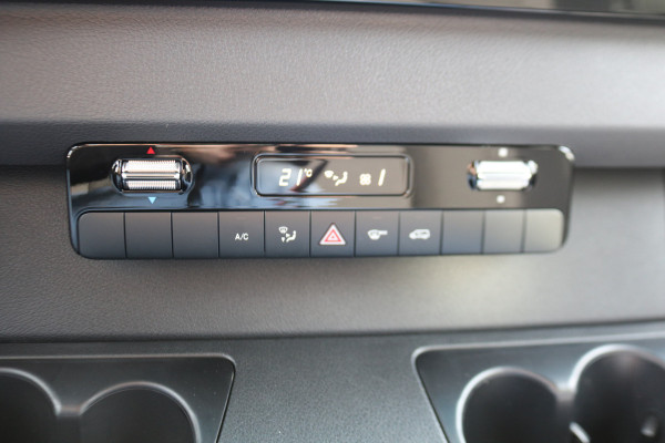 Mercedes-Benz Sprinter 317 CDI L2 H2 Pro Automaat Navigatie 3.5T Trekhaak Mercedes-Benz Sprinter 317 CDI L2 H2 Pro Automaat Navigatie 3.5T Trekhaak