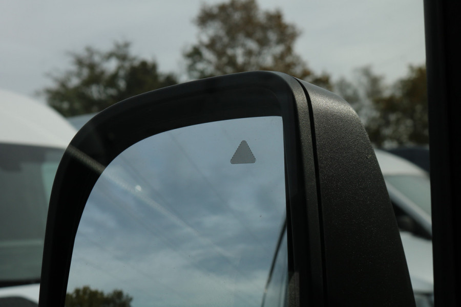 Mercedes-Benz Sprinter 317 CDI L2 H2 Pro Automaat Navigatie 3.5T Trekhaak Mercedes-Benz Sprinter 317 CDI L2 H2 Pro Automaat Navigatie 3.5T Trekhaak