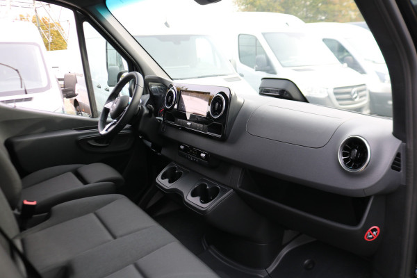 Mercedes-Benz Sprinter 317 CDI L2 H2 Pro Automaat Navigatie 3.5T Trekhaak Mercedes-Benz Sprinter 317 CDI L2 H2 Pro Automaat Navigatie 3.5T Trekhaak