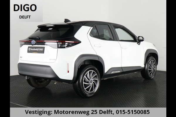 Toyota Yaris Cross 1.5 HYBRID BI-TONE MET LUXERY PACK GARANTIE-2033 CLOUD NAVIGATIE .CLIMA.CRUISE.KEYLESS.