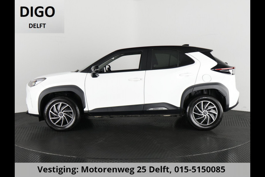 Toyota Yaris Cross 1.5 HYBRID BI-TONE MET LUXERY PACK GARANTIE-2033 CLOUD NAVIGATIE .CLIMA.CRUISE.KEYLESS.