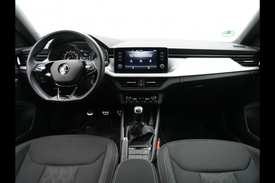 Škoda Kamiq 1.0 TSI 115pk Sport Business Navi via app Wegkl. trekhaak Stoelverwarming Clima 65