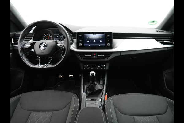 Škoda Kamiq 1.0 TSI 115pk Sport Business Navi via app Wegkl. trekhaak Stoelverwarming Clima 65