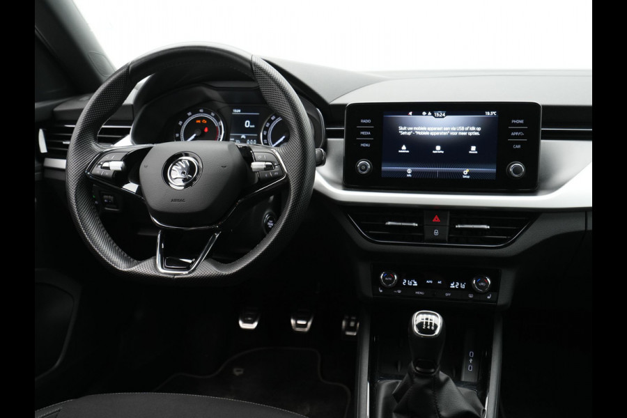Škoda Kamiq 1.0 TSI 115pk Sport Business Navi via app Wegkl. trekhaak Stoelverwarming Clima 65