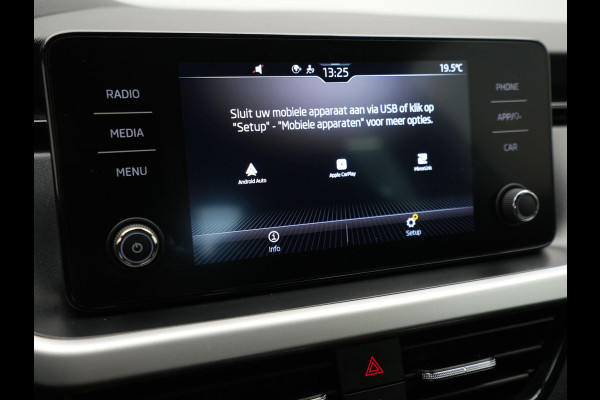 Škoda Kamiq 1.0 TSI 115pk Sport Business Navi via app Wegkl. trekhaak Stoelverwarming Clima 65