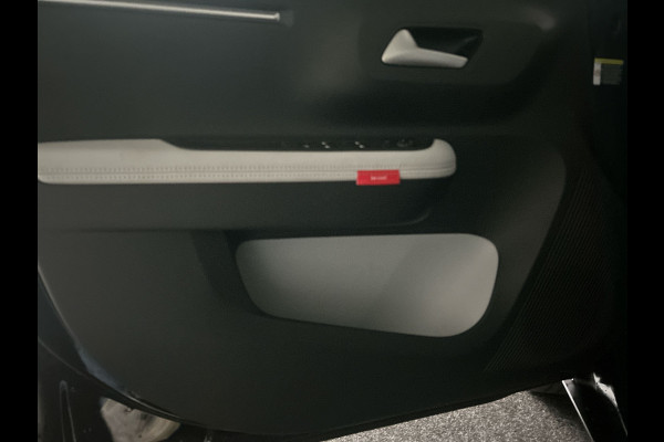 Citroën ë-C3 Max 44 kWh | Wit dak | Winterpakket | vanuit voorraad Rijklaar | Dealerprijs € 29.400,00 , dus 10% korting